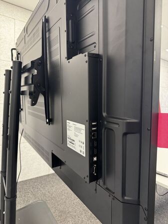 65" Interaktiv monitor SAMSUNG WA65F m. stander