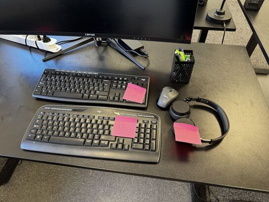 2 stk. tastature LOGI, mus LOGITECH samt headset PHILIPS 