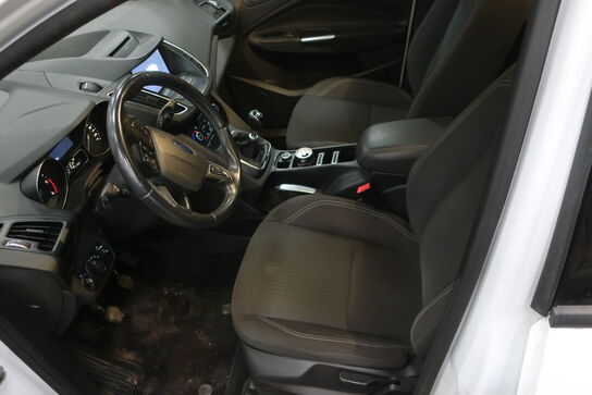 Varebil FORD Grand C-max 1.5tdci (120 Hk ) Van Fwd M6