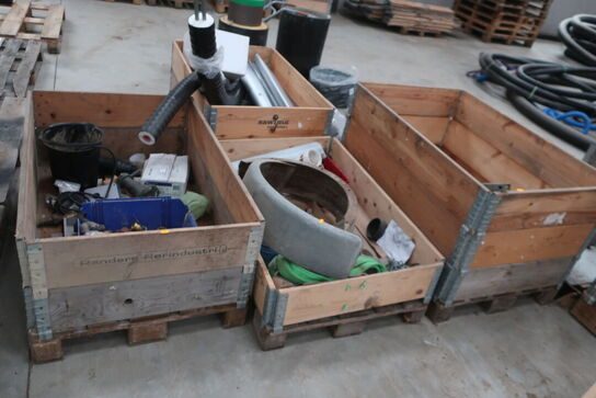 Div. EURO-paller, pallerammer, varelager og reservedele