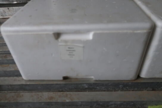 Div. Flamingokasser med varelager