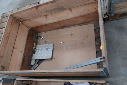 Div. EURO-paller, pallerammer, varelager og reservedele