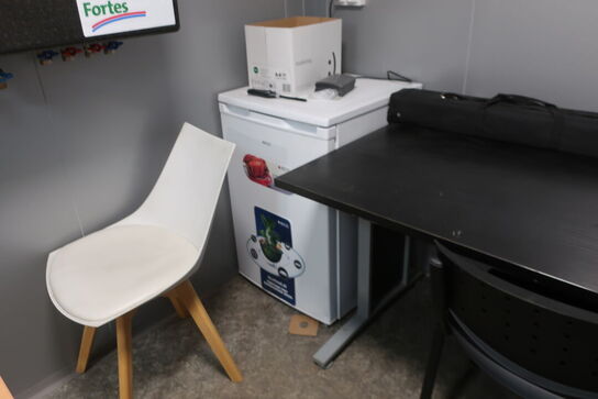 Skurvogn VEZEKO R2b2x 05db med indhold