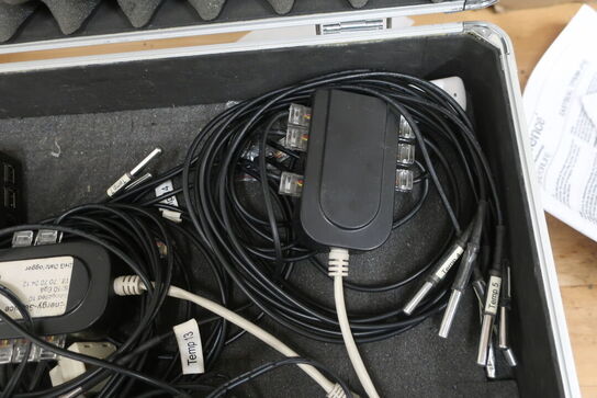 Kasse med div. Dataloggere IHG Datalogger