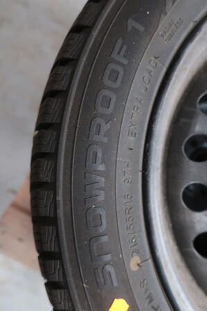 4 stk. fælge med dæk NOKIAN TYRES 215/55R16