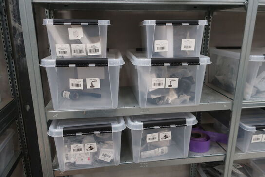 3 fag lagerreoler med indhold