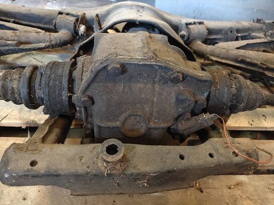 BMW 740 E32 spær bagtøj og bagbro (MOMSFRI)