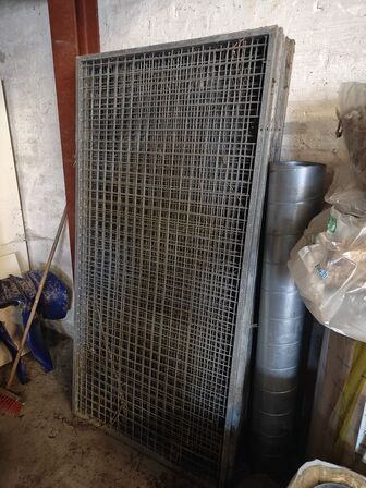 9 stk. Galvaniseret gitterhegn (MOMSFRI)