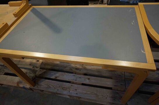 4 stk ass Farstrup konference borde til sammensætning 