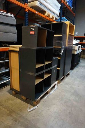 9 stk Ass Kontor moduler 