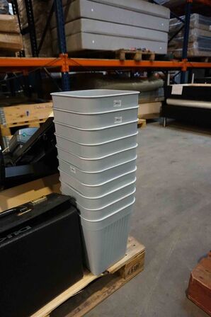 Restparti fra kontor inventar 