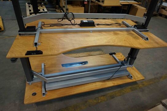 2 stk Elektriske hævesænkeborde  