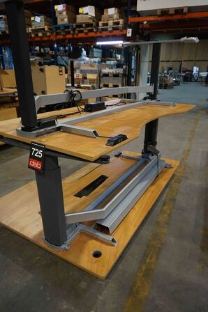 2 stk Elektriske hævesænkeborde  