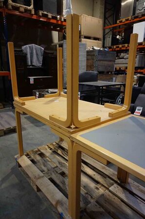 4 stk ass Farstrup konference borde til sammensætning 