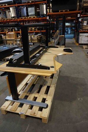 2 stk Elektriske hævesænkeborde 