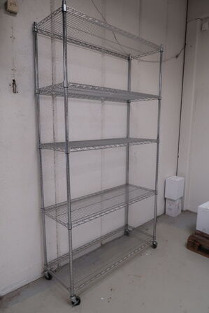 Tubo metalreol på hjul - 35 x 120 x 227 cm 