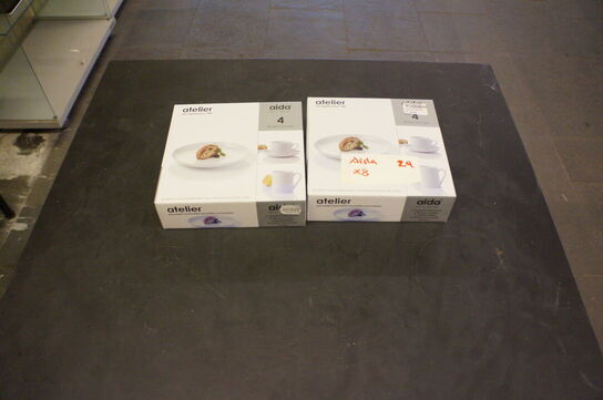 8 stk. Porcelæn ATELIER 