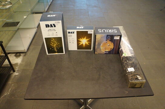 Diverse LED lystræer mv. 