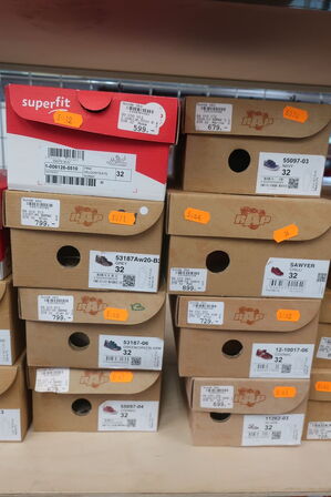 18 par sko størrelse 32