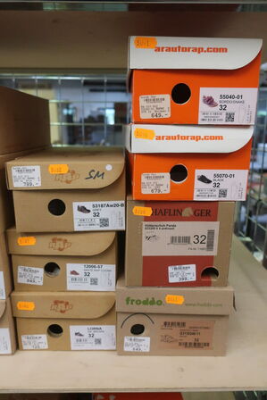 18 par sko størrelse 32