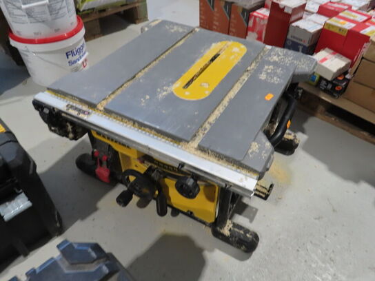 Bordrundsav, DEWALT DWE7485