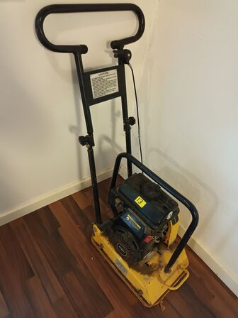 Pladevibrator POWER CRAFT