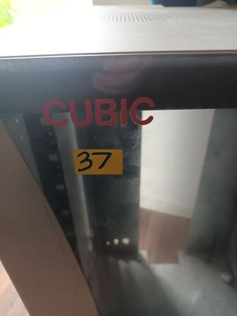 Rackskab med indbygget blæser CUBIC