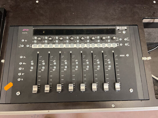 Broadcast system NewTek TRICASTER XD860/TCXD860/TCXD8000 m.v.