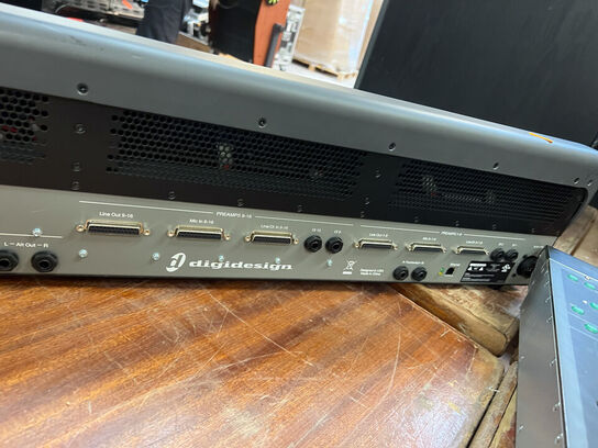 Mixerpult AVID DIGIDESIGN C24