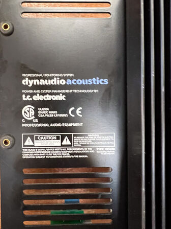 2 stk. DYNAUDIO forstærkerpaneler til AIR serien