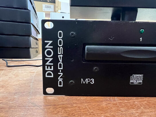 DJ system DENON DN-D4500 CD/MP3