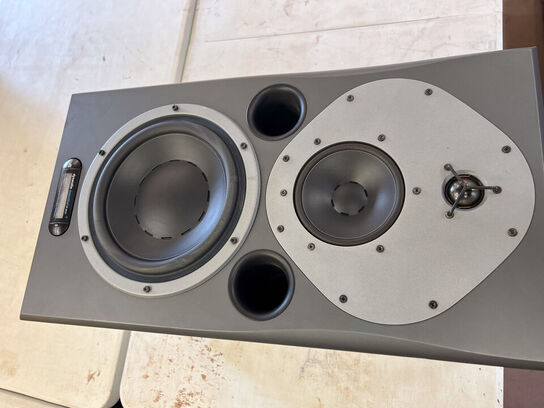 2 stk. 3-vejs aktiv studiemonitor DYNAUDIO AIR 20