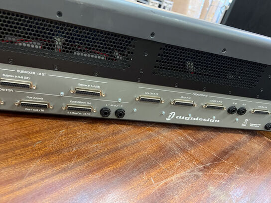 Mixerpult AVID DIGIDESIGN C24