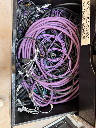 Broadcast system NewTek TRICASTER XD860/TCXD860/TCXD8000 m.v.
