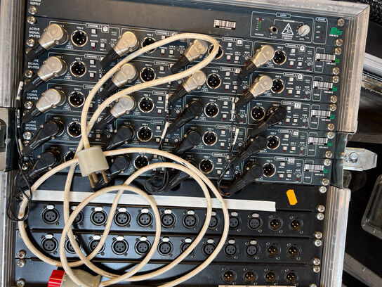 Splitbox m. BSS MSR-602II & MSR-604II 