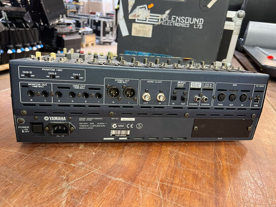 Mixerpult YAMAHA 01V96