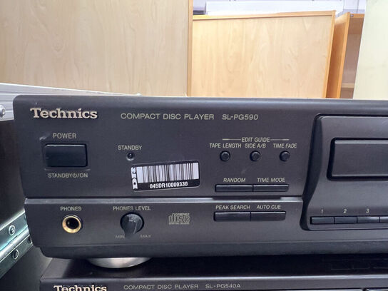 4 stk. TECHNICS CD-afspillere