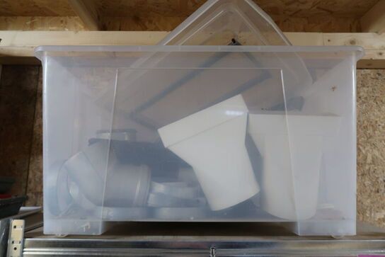 Tøm indhold på reolen