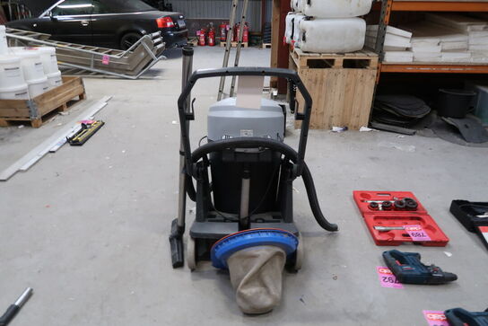 Nilfisk VL500-75B Våd-/tørsuger