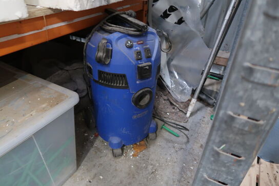 Tøm pallereol for indhold 