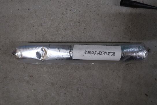 Tøm indhold på reolen