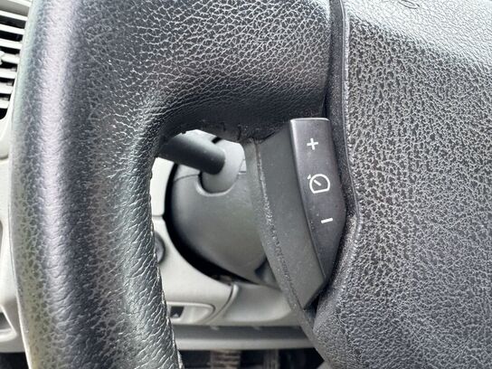 Varebil, NISSAN PRIMASTAR 2,0 DCI