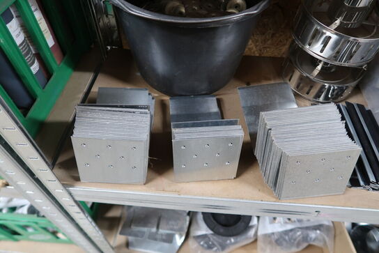 Tøm indhold på reolen