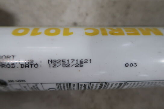 Tøm indhold på reolen