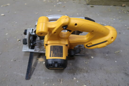Akku rundsav, Dewalt DC390