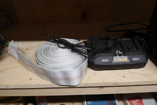 Tøm 3 hylder for indhold 