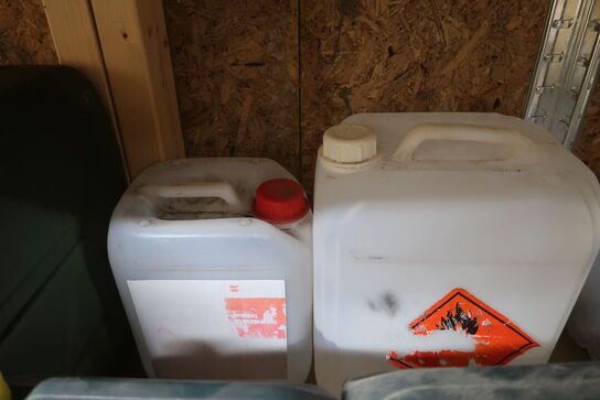 Tøm indhold på reolen