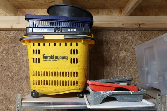 Tøm indhold på reolen