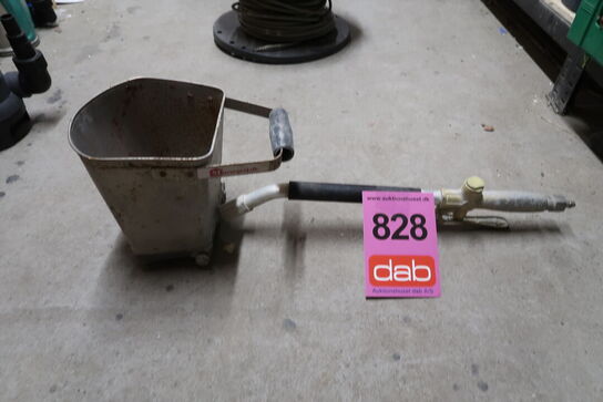 Trykluftssprøjte med beholder