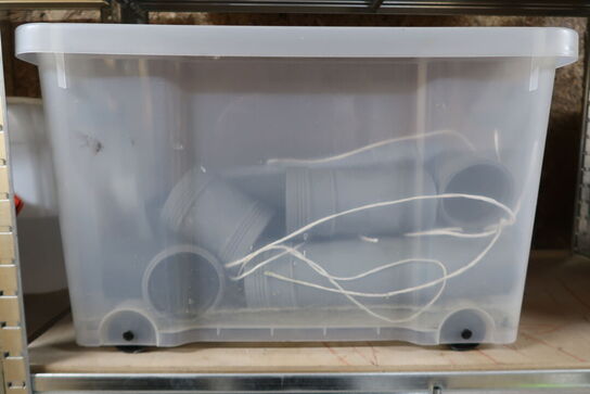 Tøm indhold på reolen